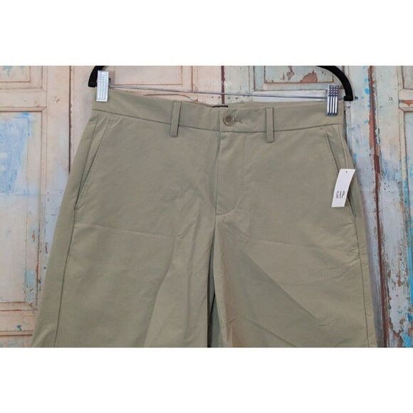 Gap Womens Size 28 Olive Flat Front 8" Tech Mid Rise Slash Pocket Chino Shorts - Picture 3 of 7